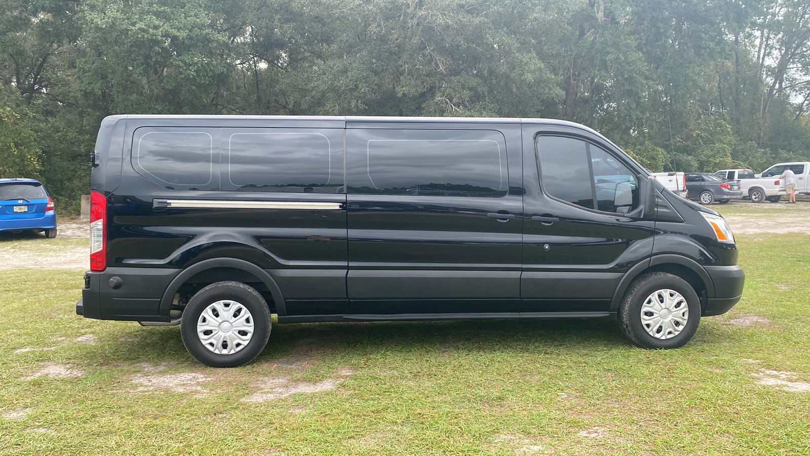 2019 Ford Transit-350 XLT 23