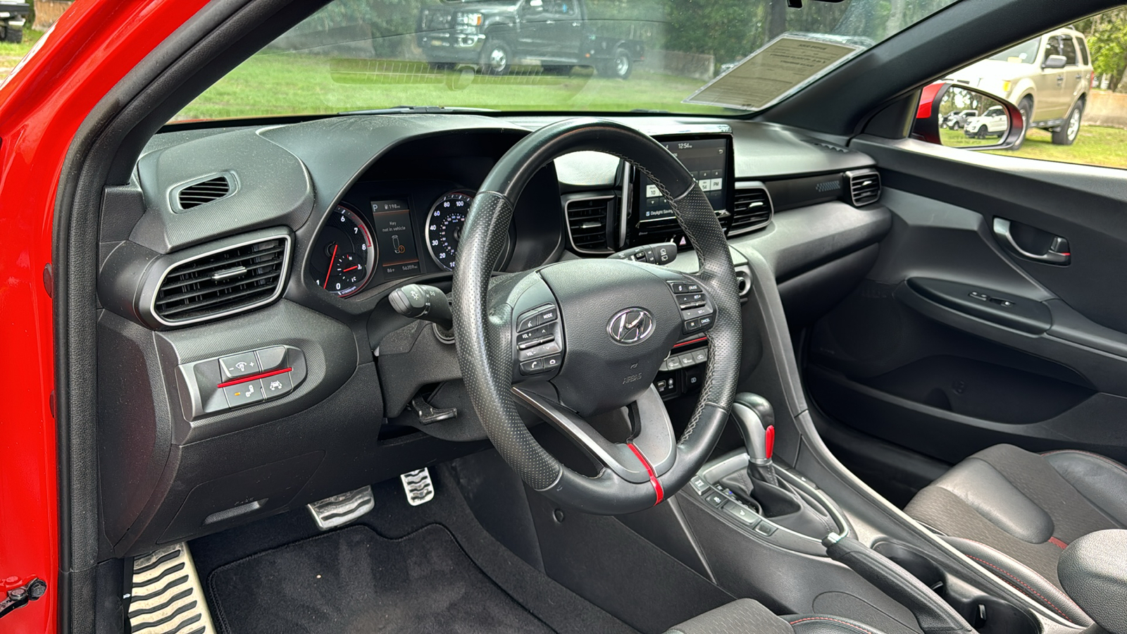 2019 Hyundai Veloster Turbo 29