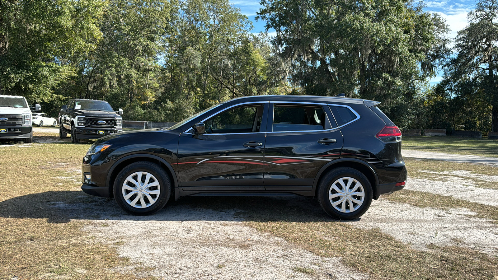 2020 Nissan Rogue S 3