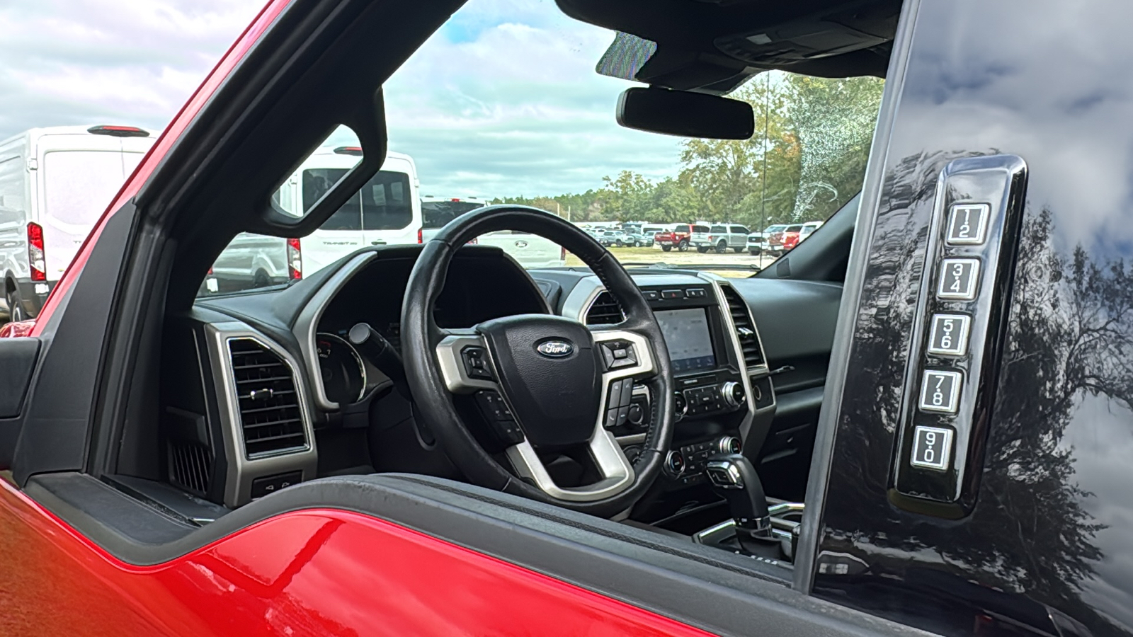 2020 Ford F-150 Lariat 15