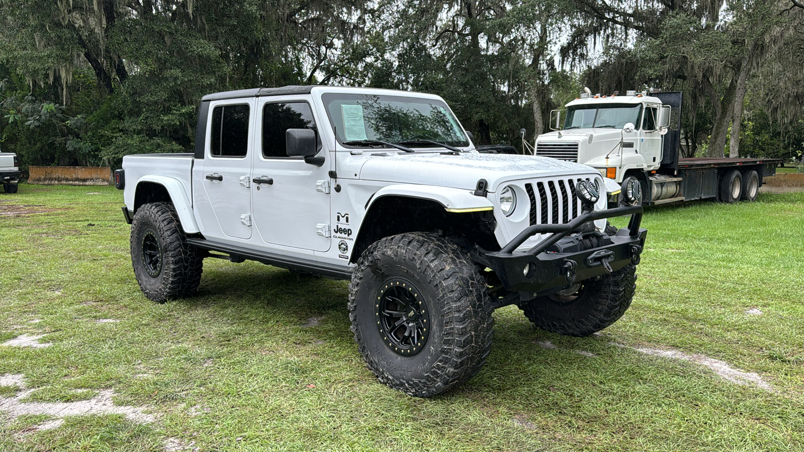 2020 Jeep Gladiator Sport 1