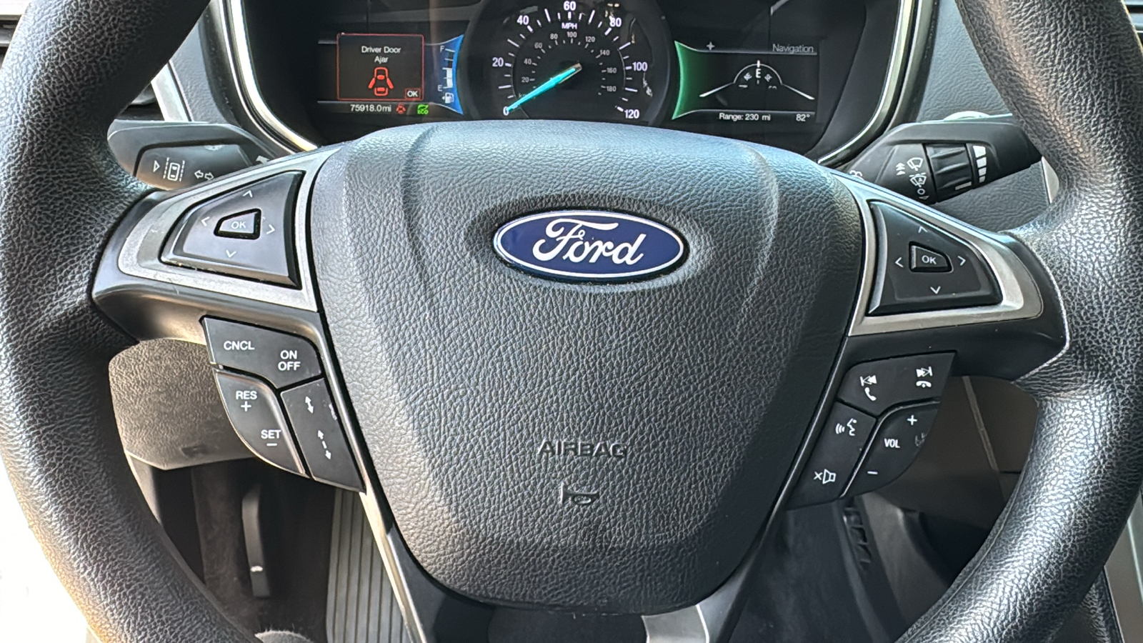 2020 Ford Fusion Hybrid SE 16