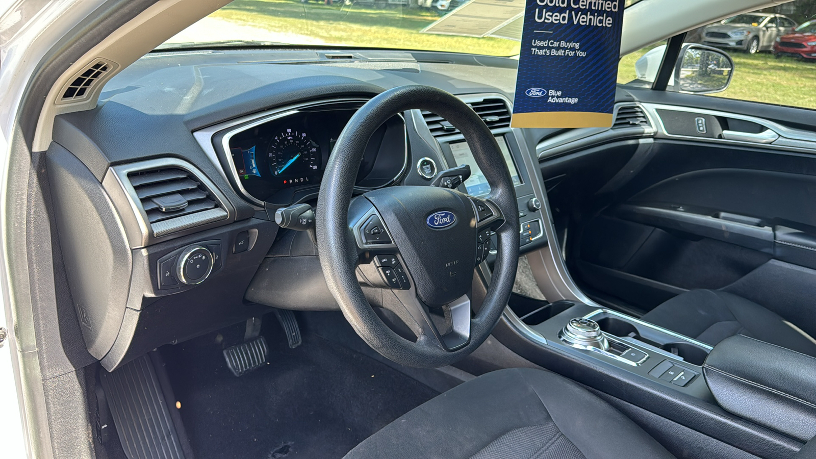 2020 Ford Fusion Hybrid SE 31