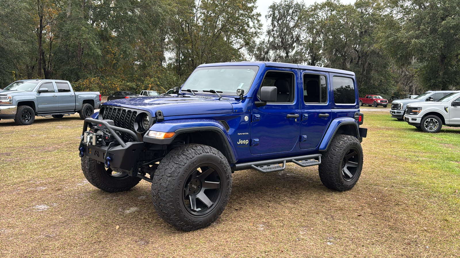 2020 Jeep Wrangler Unlimited Sahara 2