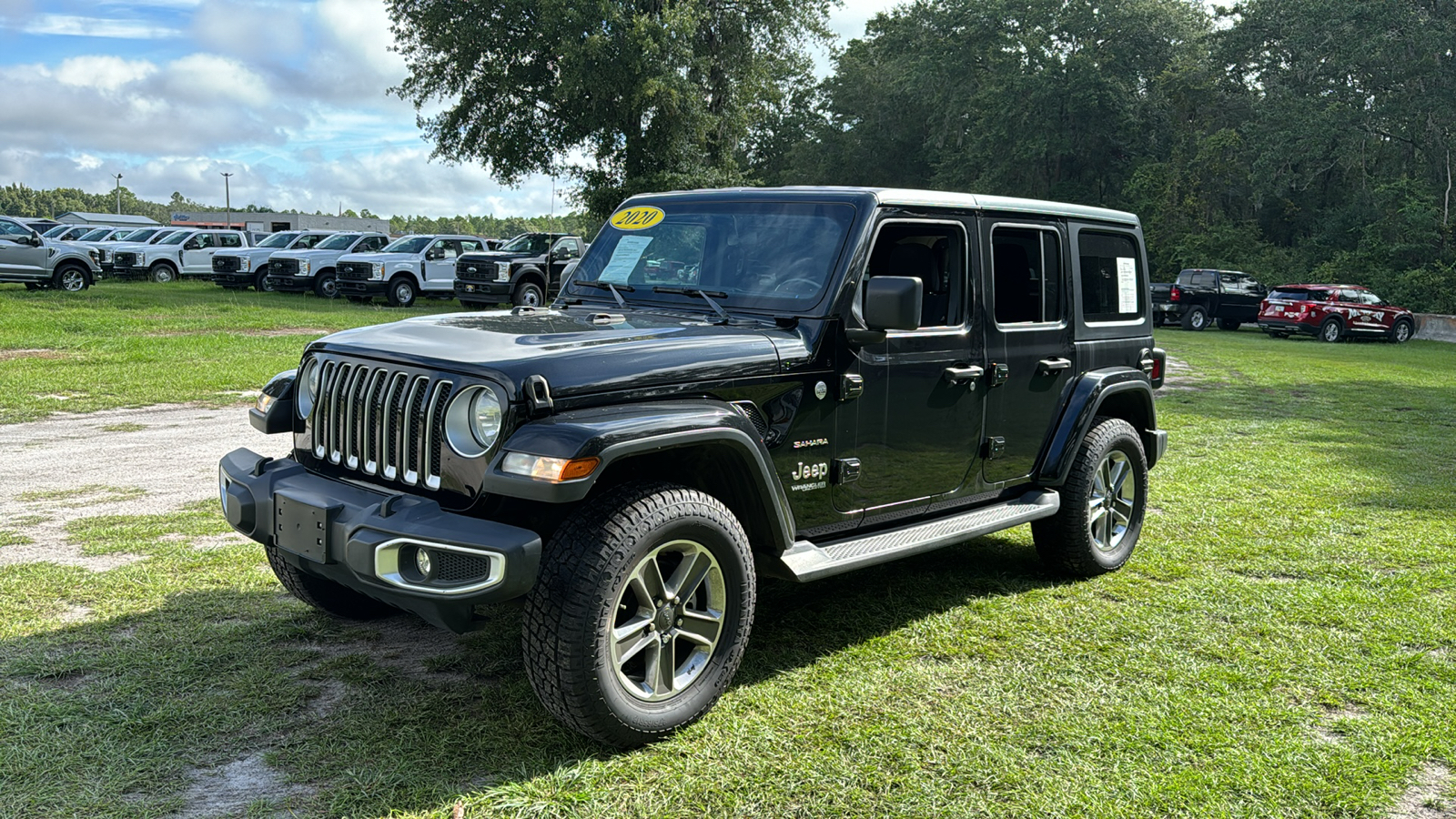 2020 Jeep Wrangler Unlimited Sahara 2