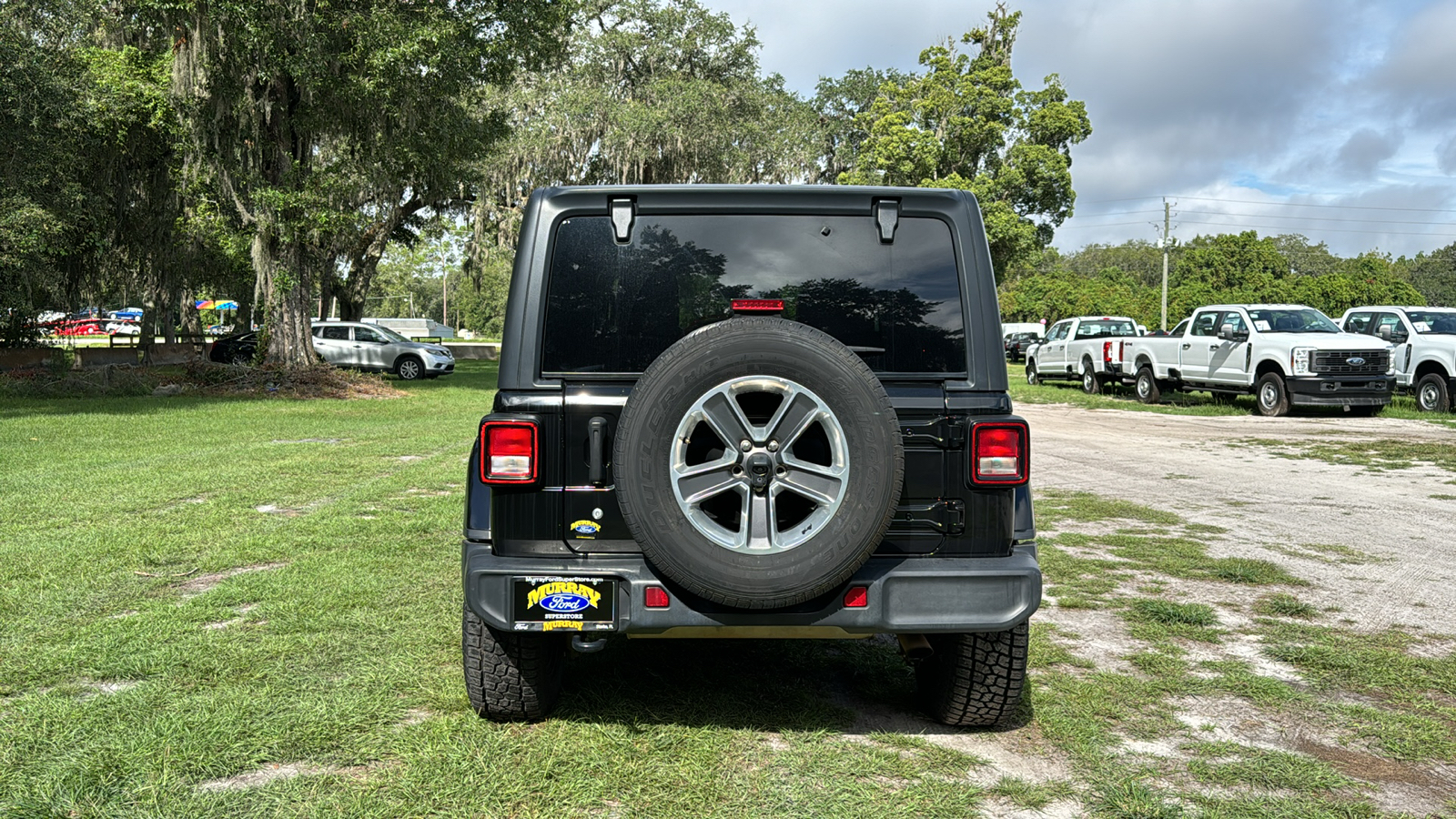 2020 Jeep Wrangler Unlimited Sahara 5