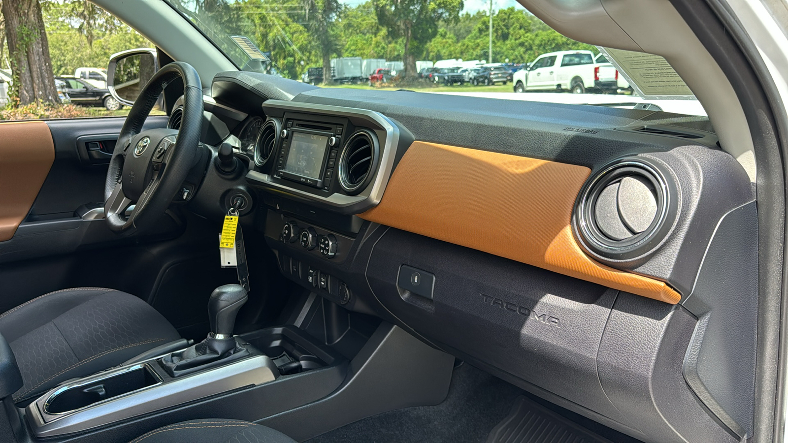 2019 Toyota Tacoma TRD Sport 9