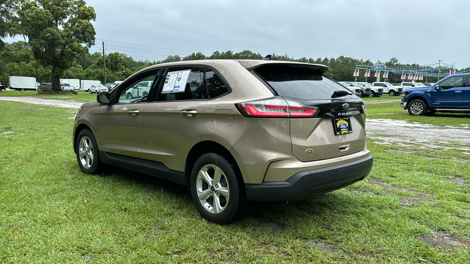 2021 Ford Edge SE 4