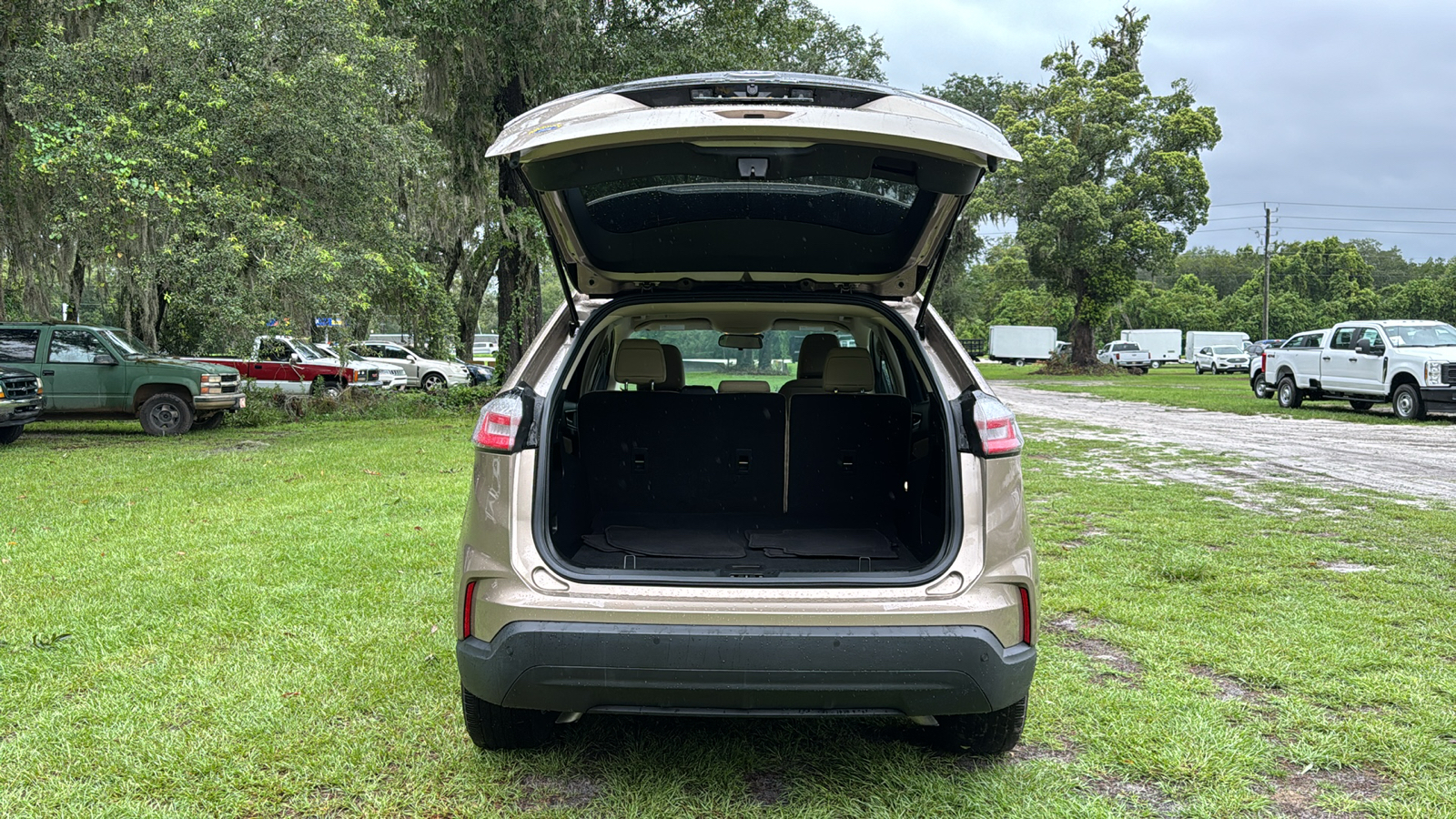 2021 Ford Edge SE 6