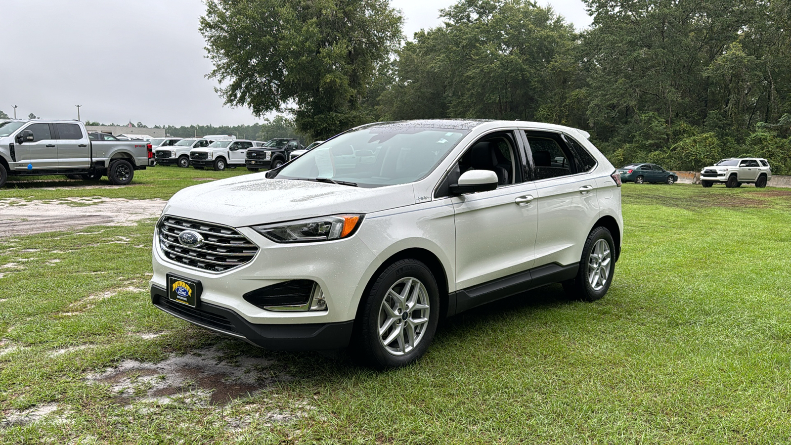 2021 Ford Edge SEL 2