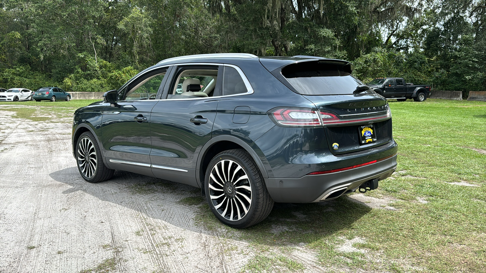 2021 Lincoln Nautilus Black Label 4