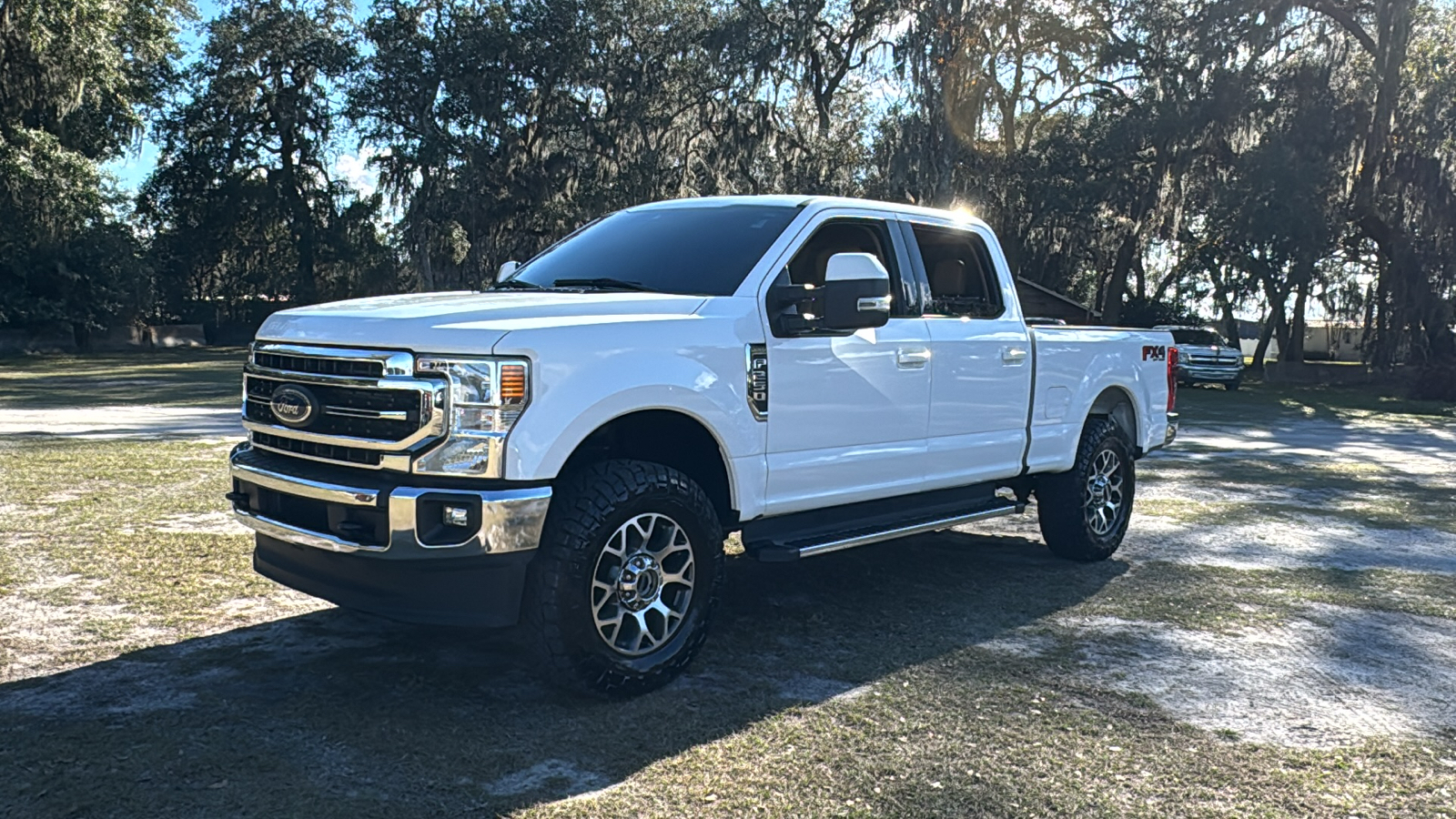 2021 Ford F-250SD Lariat 2