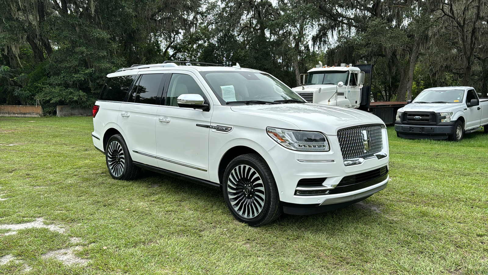 2021 Lincoln Navigator Black Label 1