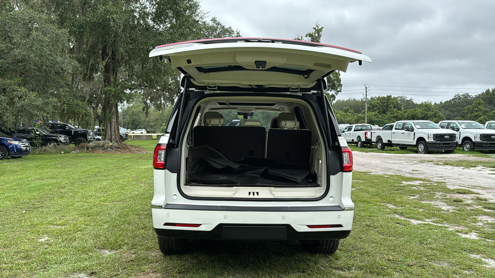 2021 Lincoln Navigator Black Label 6