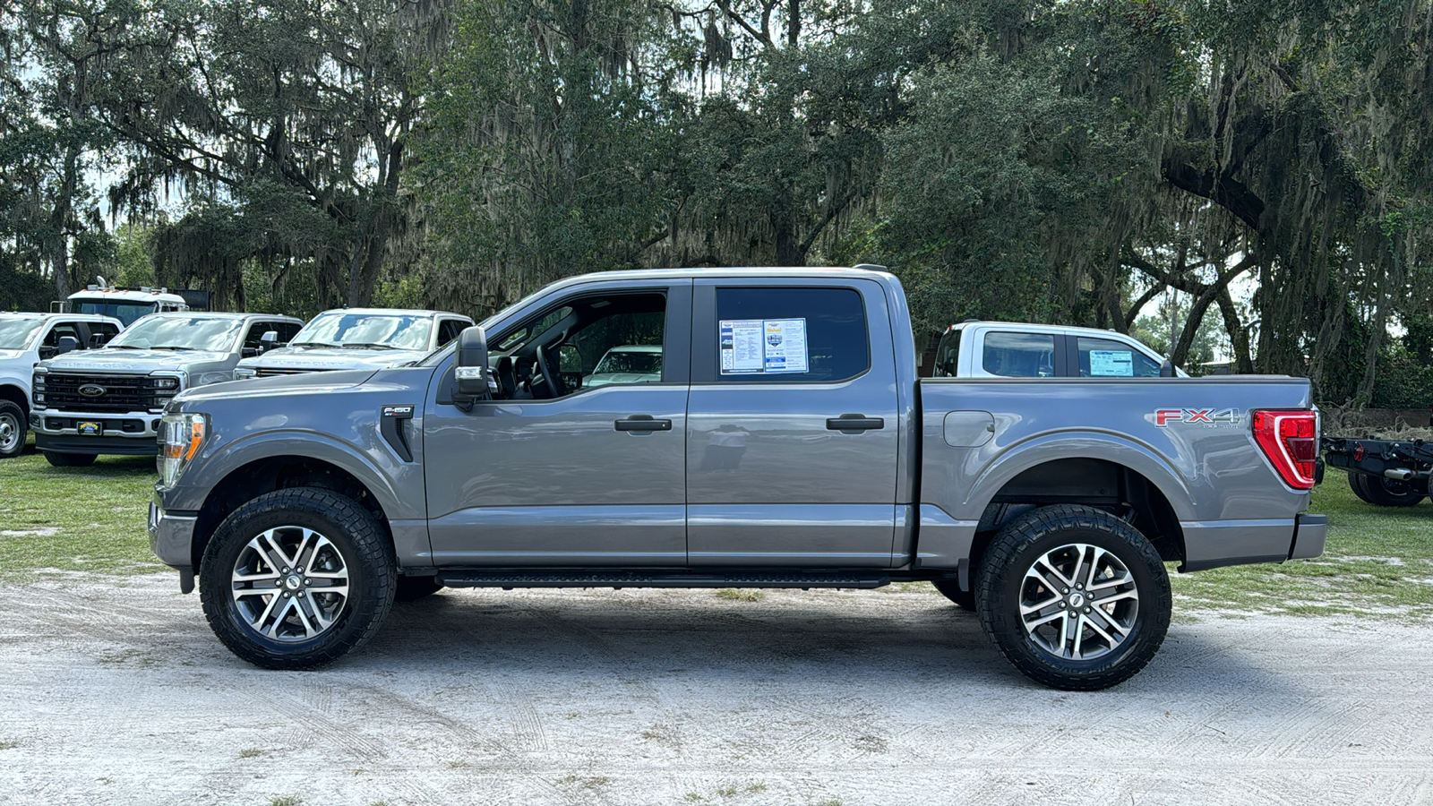 2021 Ford F-150 XL 3