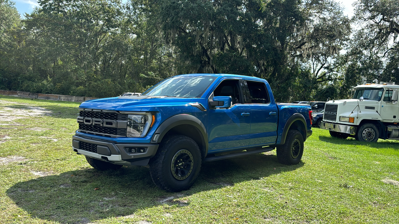 2021 Ford F-150 Raptor 2