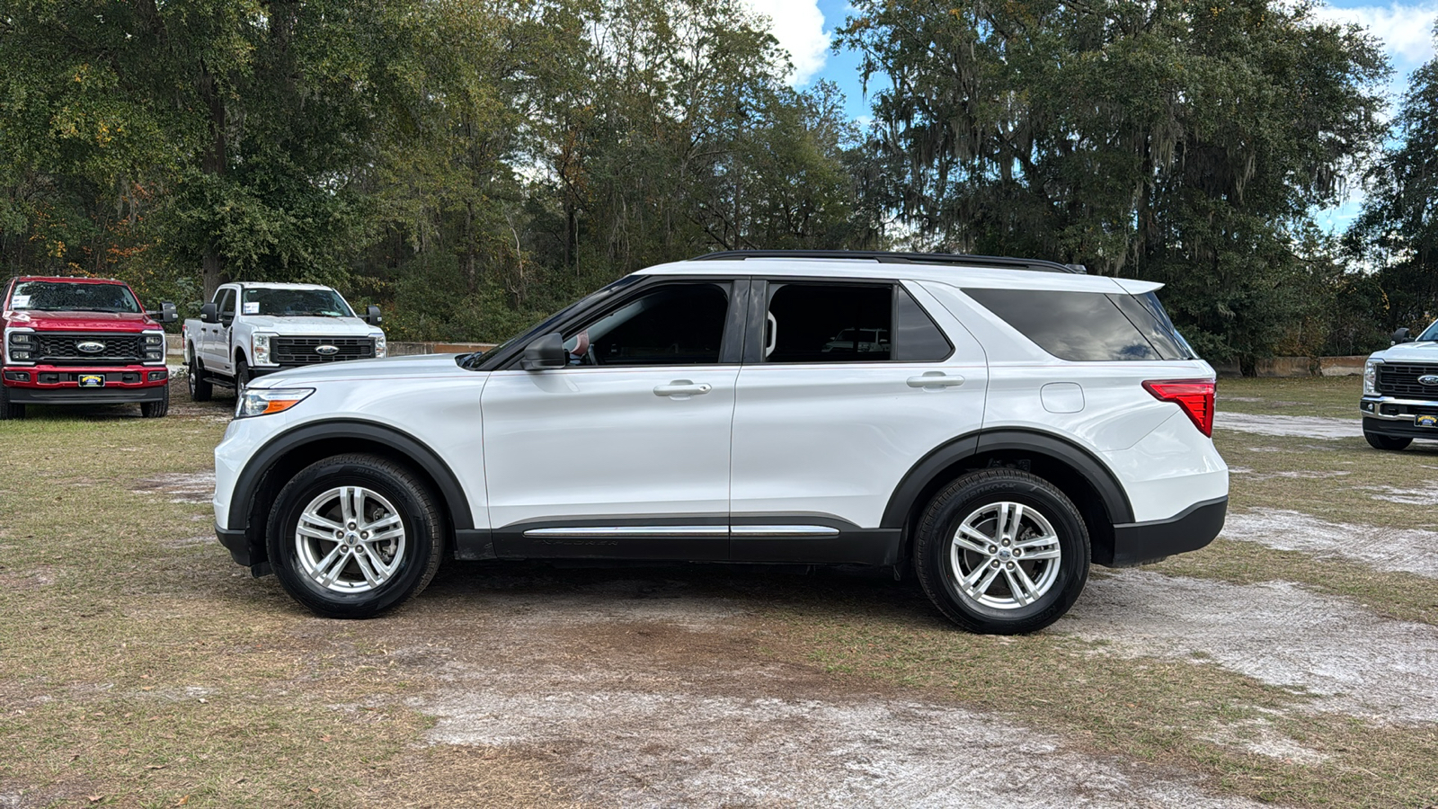 2021 Ford Explorer XLT 3