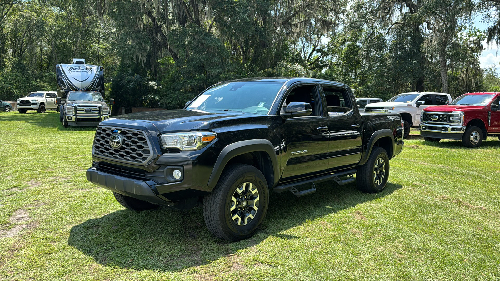 2021 Toyota Tacoma TRD Sport 2