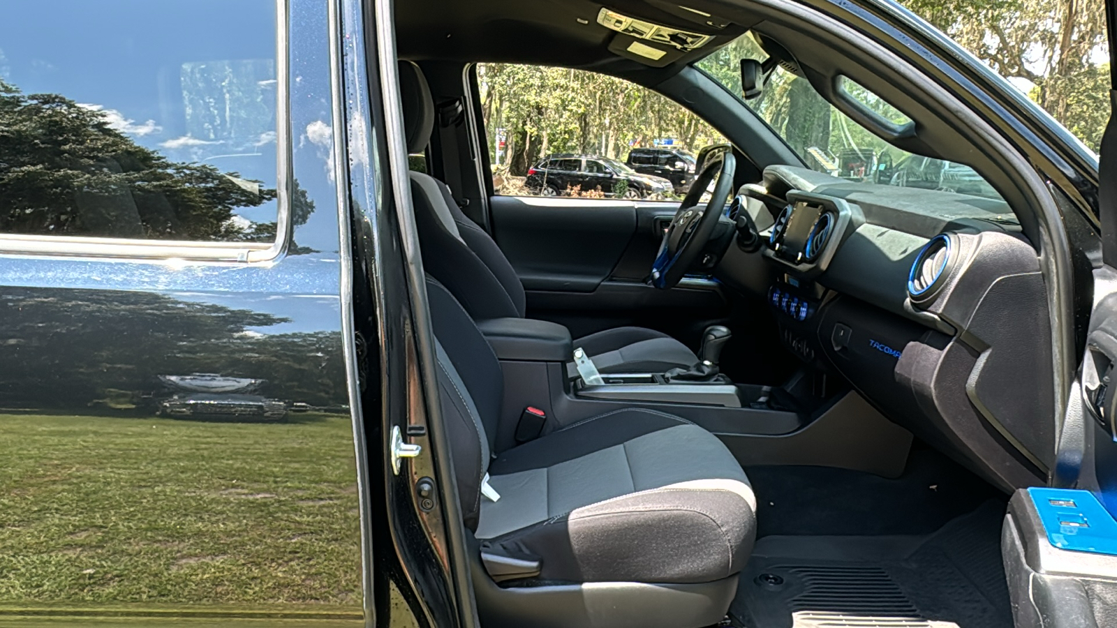 2021 Toyota Tacoma TRD Sport 8