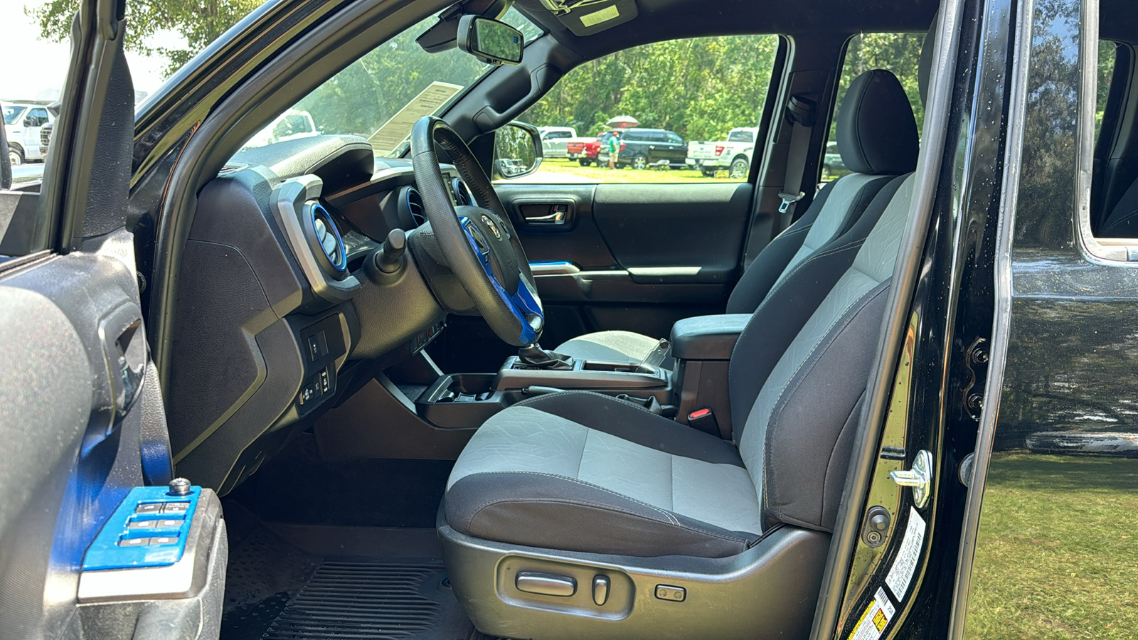 2021 Toyota Tacoma TRD Sport 13