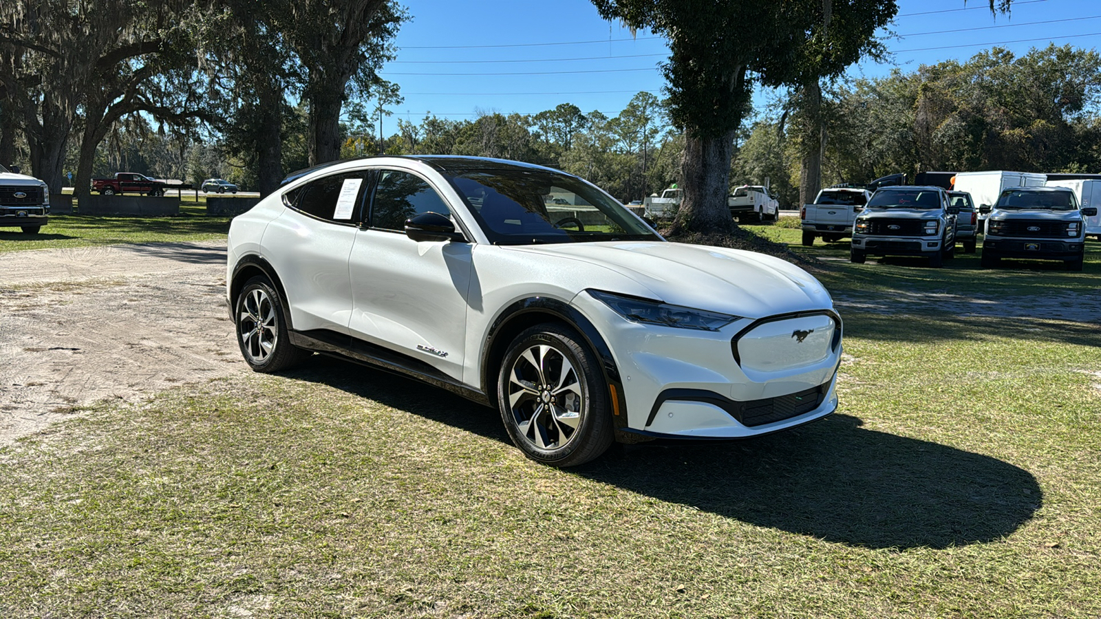 2021 Ford Mustang Mach-E Premium 1