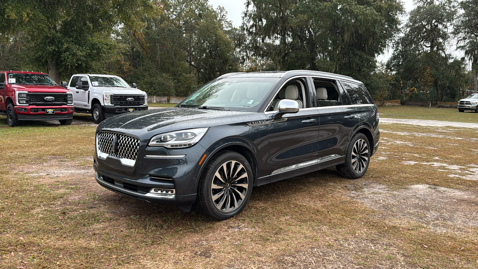 2021 Lincoln Aviator Plug-In Hybrid Black Label Grand Touring 2