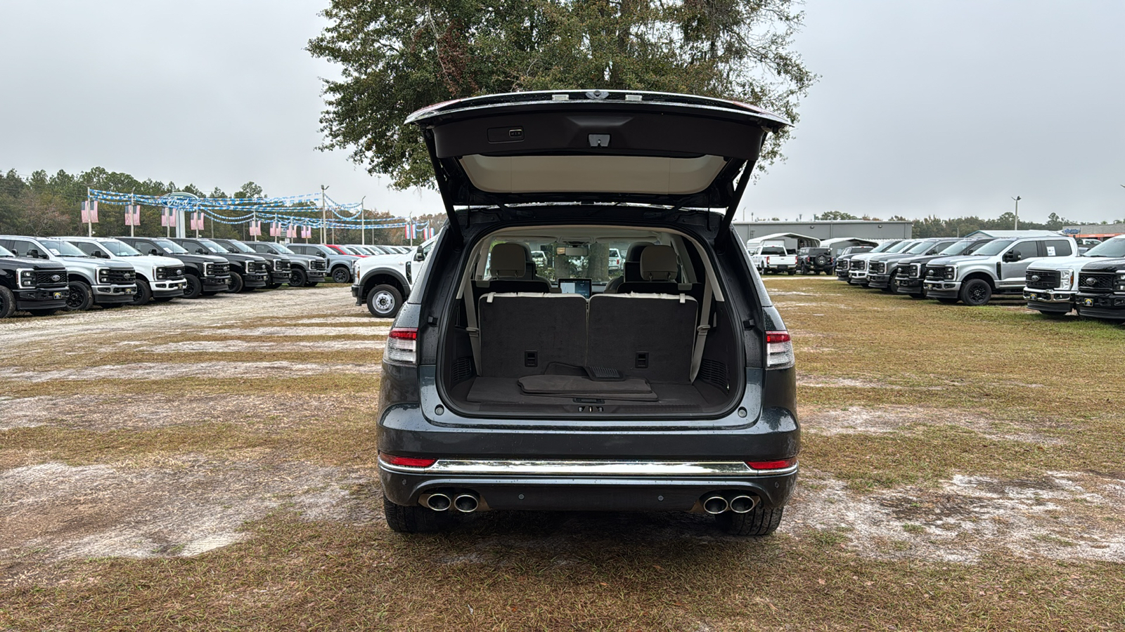 2021 Lincoln Aviator Plug-In Hybrid Black Label Grand Touring 6