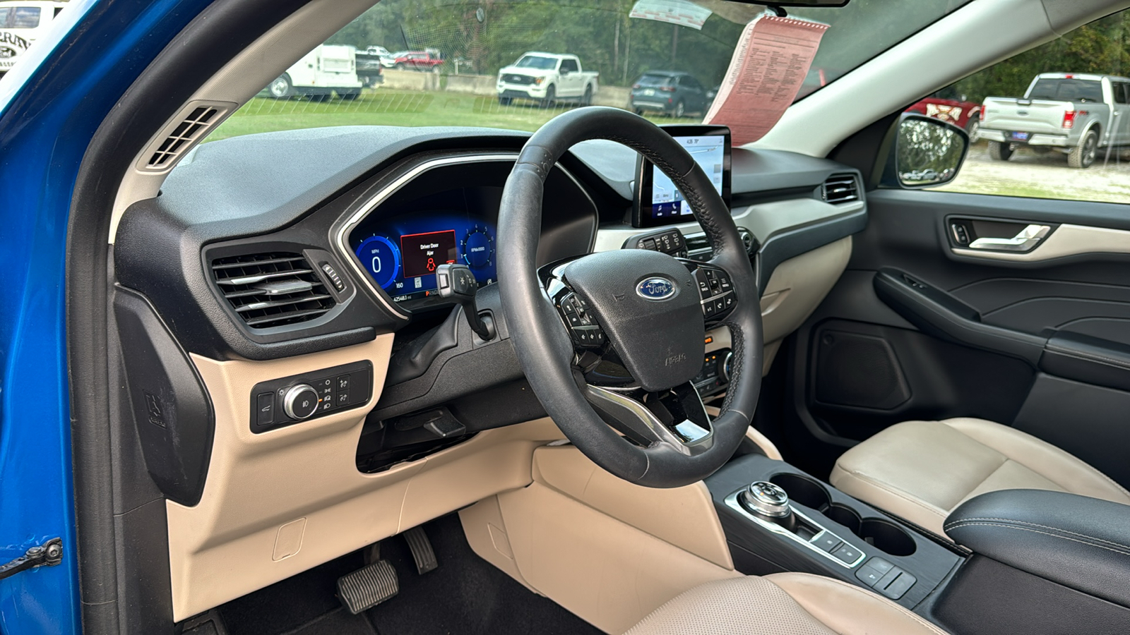 2021 Ford Escape SEL 27