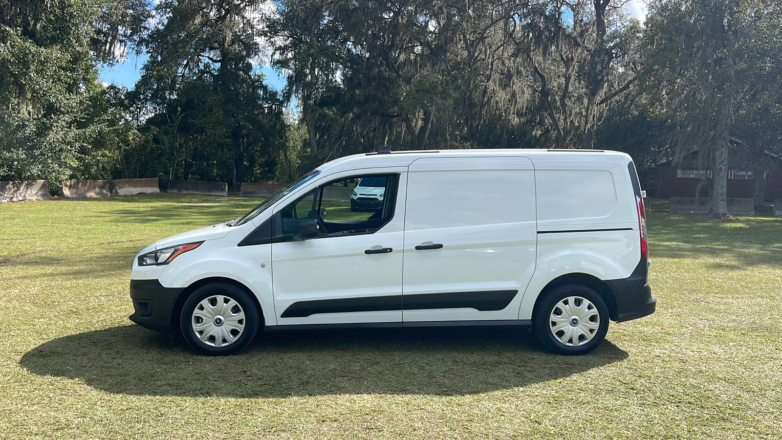 2022 FORD Transit Connect  1