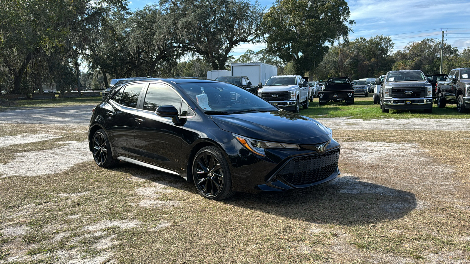 2022 Toyota Corolla Hatchback SE 1