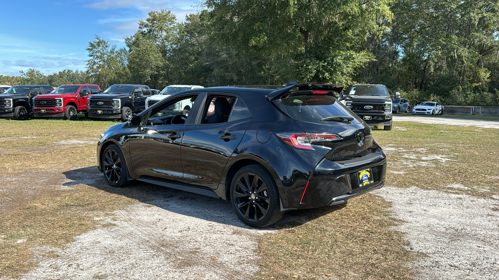 2022 Toyota Corolla Hatchback SE 4