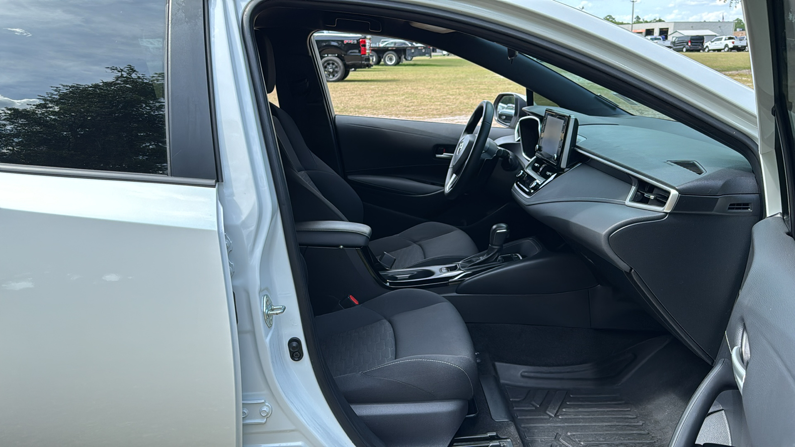 2022 Toyota Corolla Hatchback SE 7