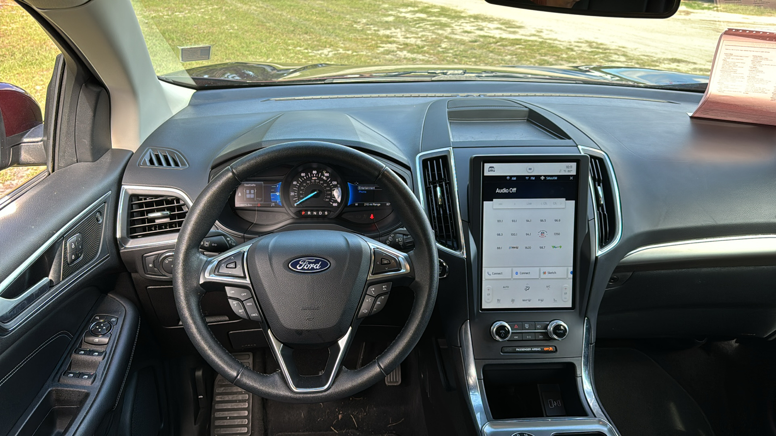 2022 Ford Edge  16