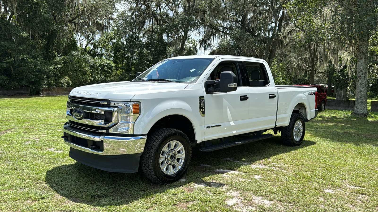 2022 Ford F-250SD XLT 2