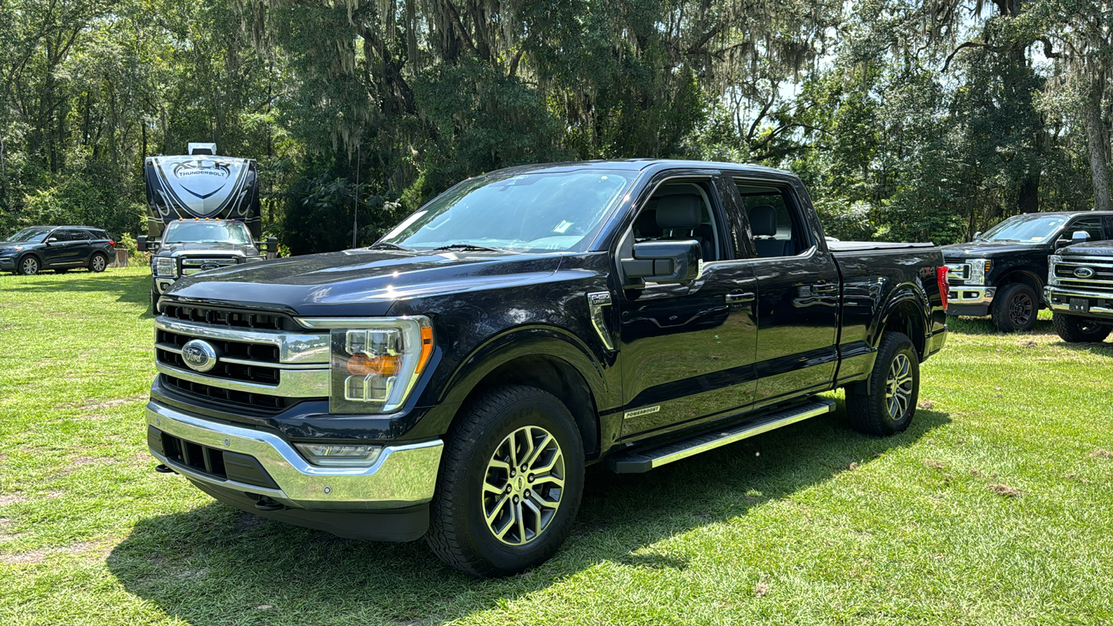 2022 Ford F-150 Lariat 2