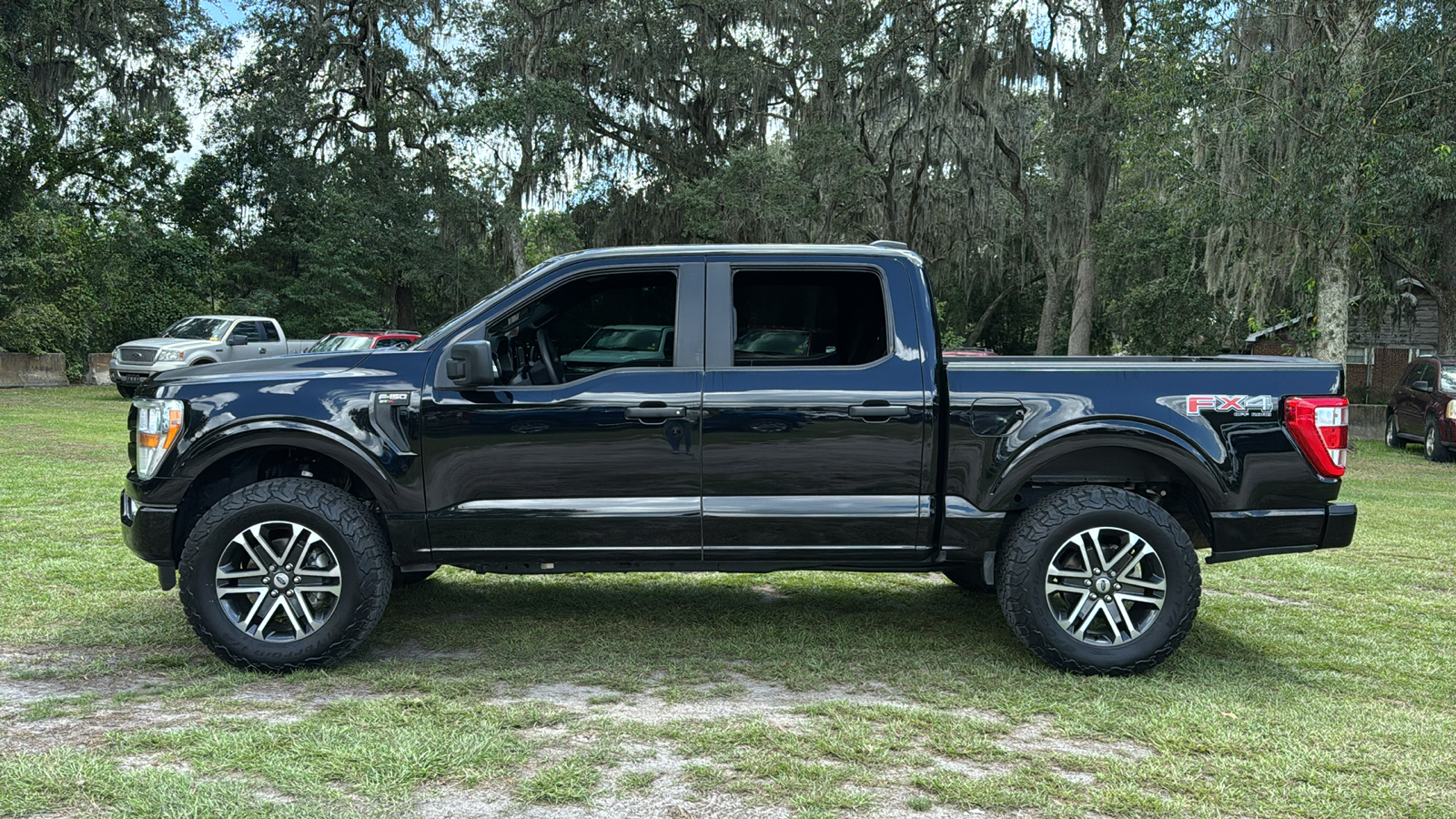 2022 Ford F-150 XL 3