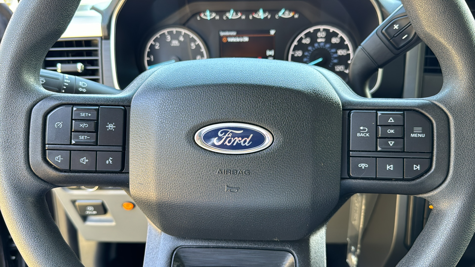 2022 Ford F-150 XLT 19