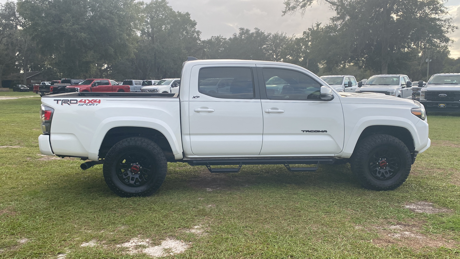 2022 Toyota Tacoma TRD Sport 32