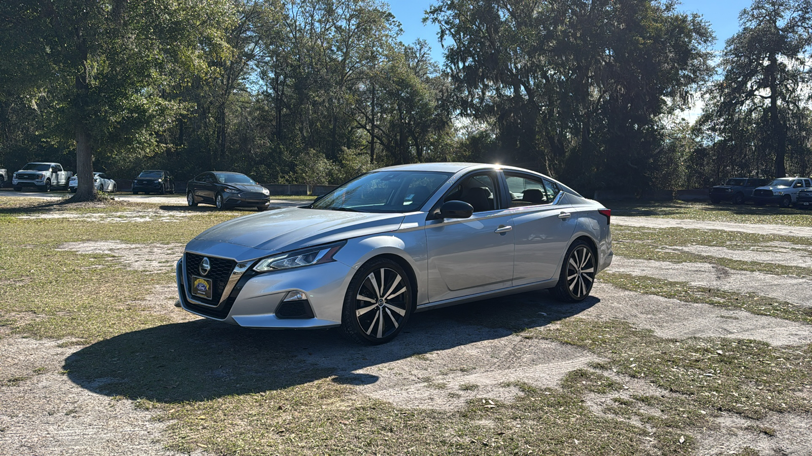 2022 Nissan Altima 2.5 SR 2