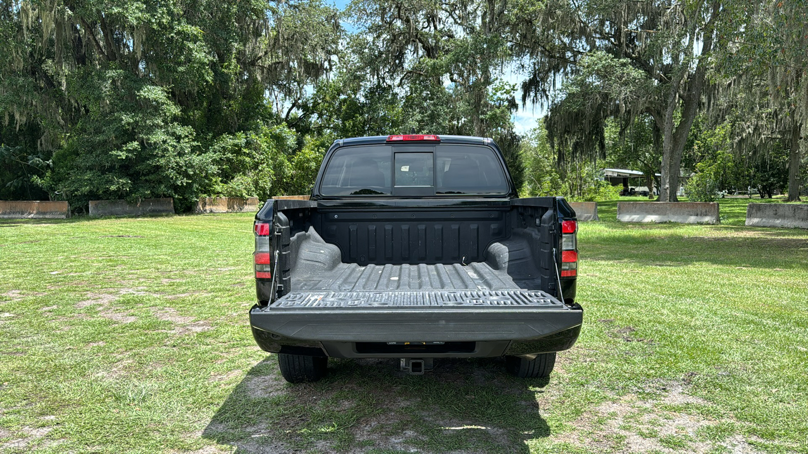 2022 Nissan Frontier SV 6