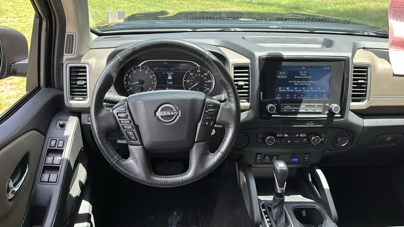 2022 Nissan Frontier SV 17