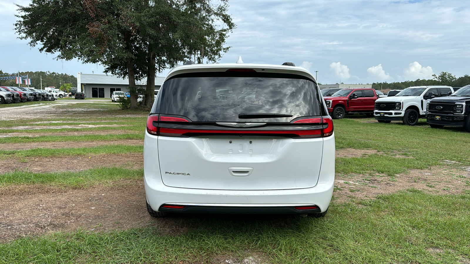 2022 Chrysler Pacifica Touring L 5