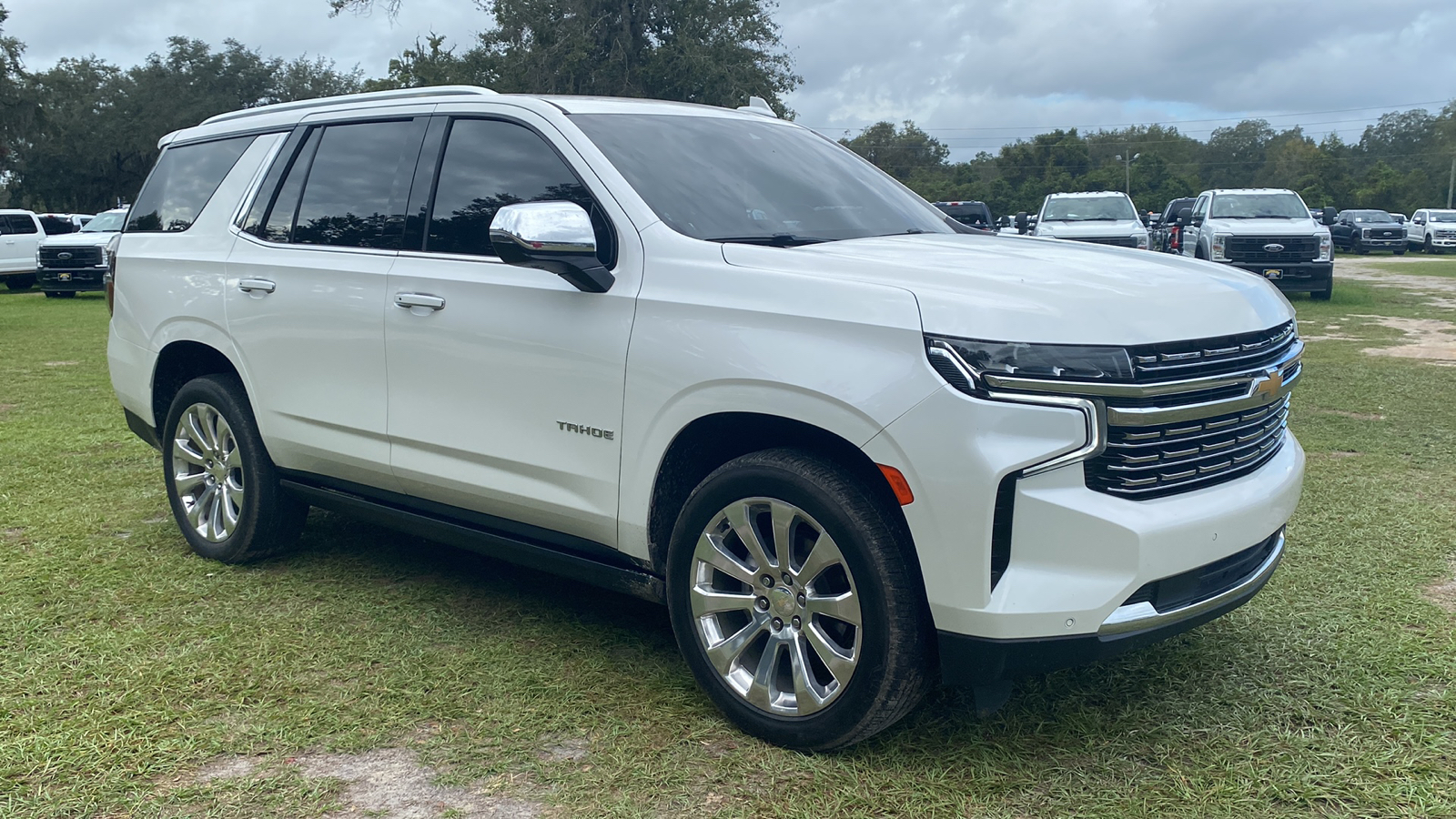 2022 Chevrolet Tahoe Premier 1