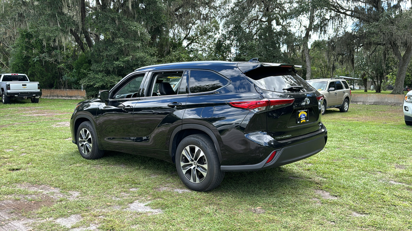 2022 Toyota Highlander XLE 4