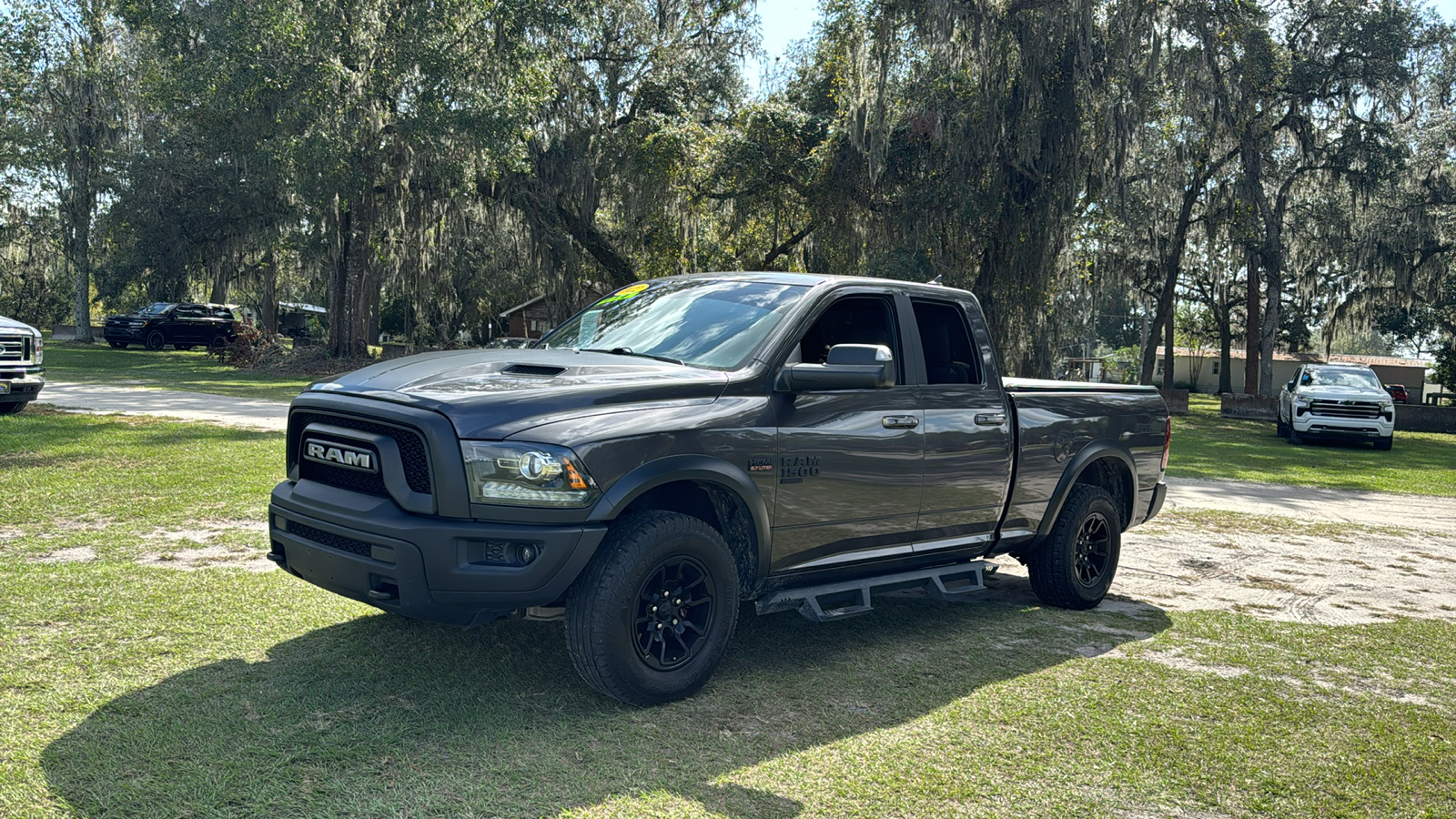 2022 Ram 1500 Classic Warlock 2