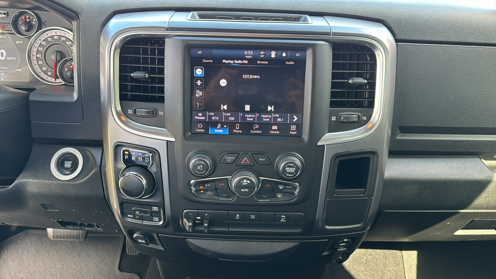 2022 Ram 1500 Classic Warlock 22