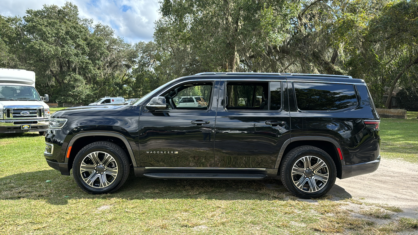 2022 Jeep Wagoneer Series III 3