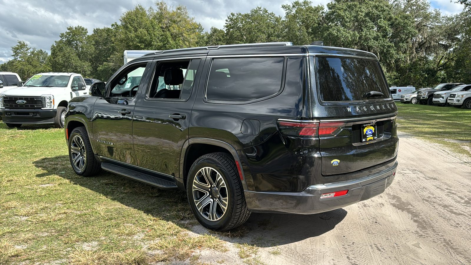 2022 Jeep Wagoneer Series III 4