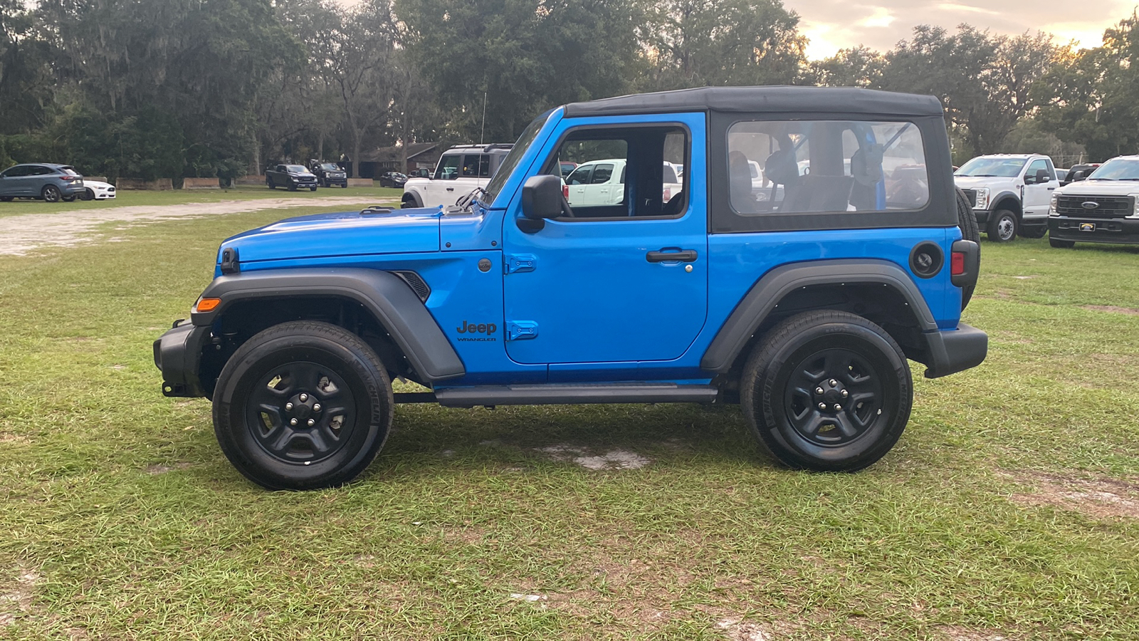 2022 Jeep Wrangler Sport 4