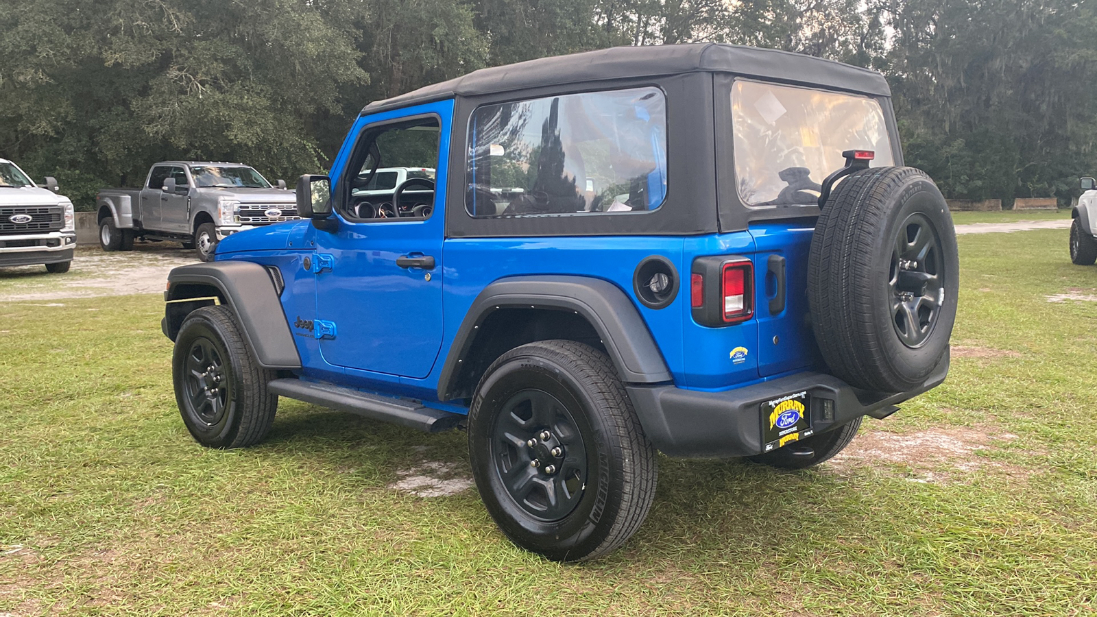 2022 Jeep Wrangler Sport 23